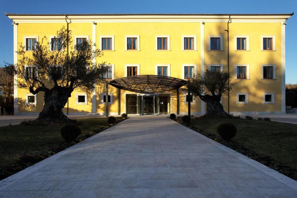 ל'אקווילה La Dimora Del Baco Hotel מראה חיצוני תמונה